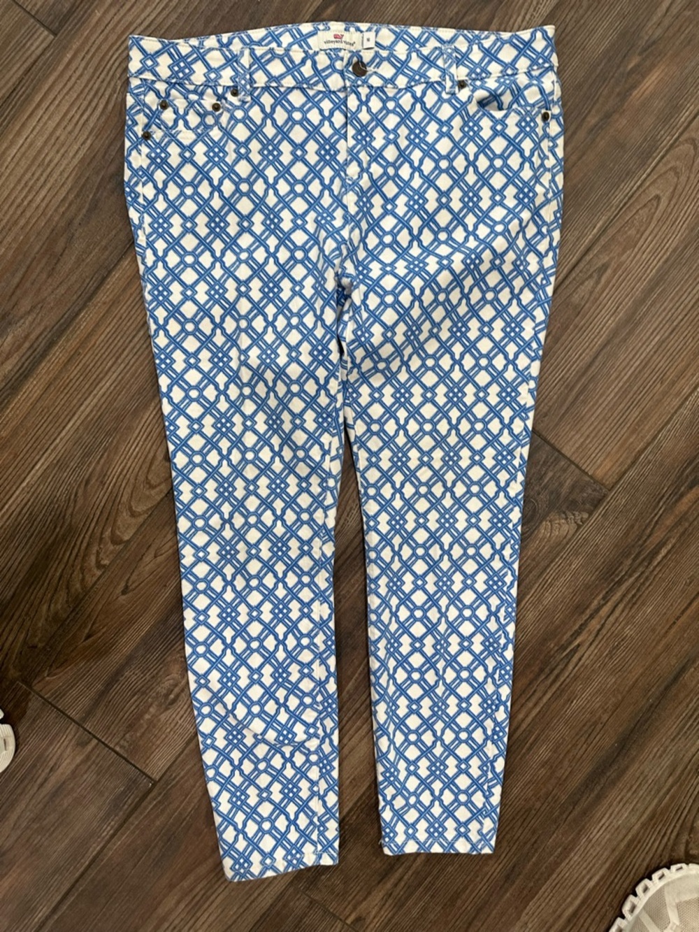 Vineyard Vines Blue & White Lattice Ankle Jeans - Picture 6 of 10